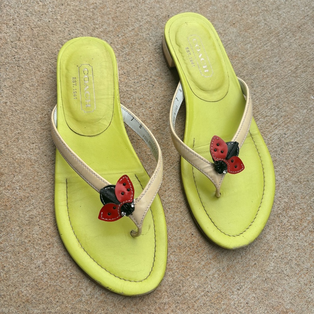 RARE COACH Women's  Flip Flop Sandals with Ladybug